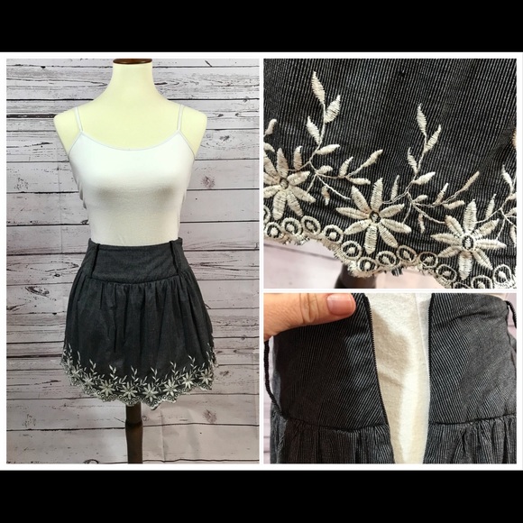 Dresses & Skirts - Rachael & Chloe Skirt with embroidered hem size S